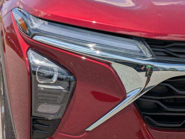 Photo of 2025 Crimson Metallic Chevrolet Trax