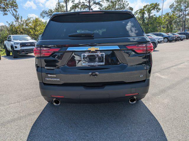 Photo of 2023 Mosaic Black Metallic Chevrolet Traverse