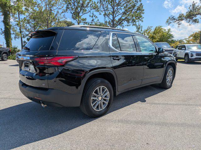 Photo of 2023 Mosaic Black Metallic Chevrolet Traverse