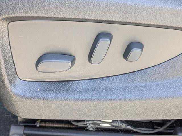 Photo of 2018 Deep Ocean Blue Metallic Chevrolet Silverado 1500