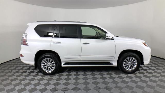 Photo of 2017 Starfire Pearl Lexus GX 460