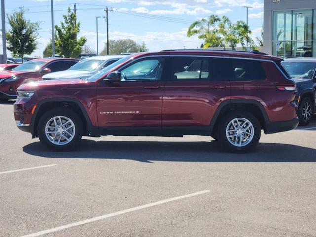 Photo of 2023 Velvet Red Pearlcoat Jeep Grand Cherokee L