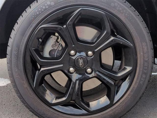 Photo of 2021 Moondust Silver Metallic Ford EcoSport