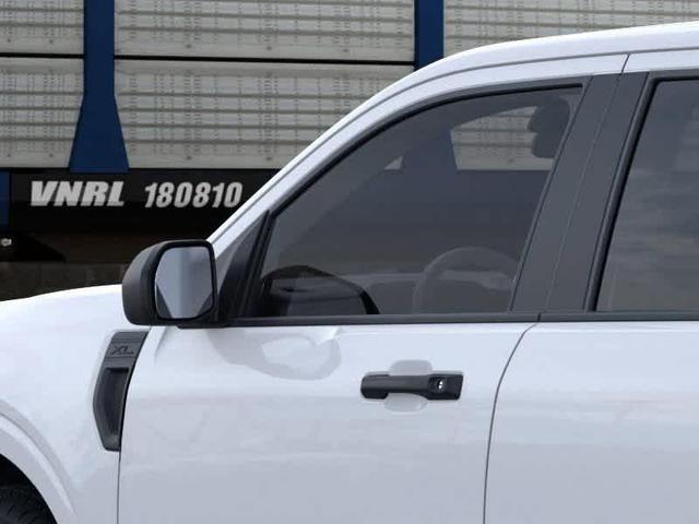 Photo of 2025 White Ford Maverick