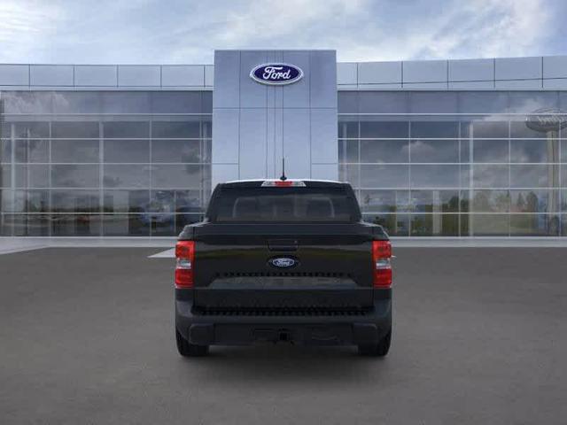 Photo of 2025 Shadow Black Ford Maverick