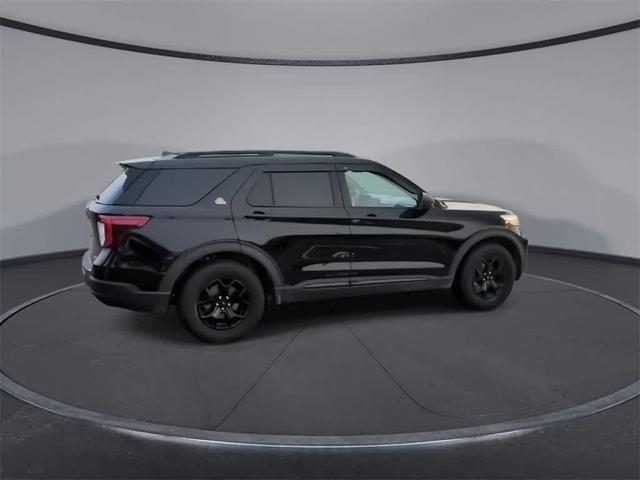 Photo of 2022 Agate Black Metallic Ford Explorer