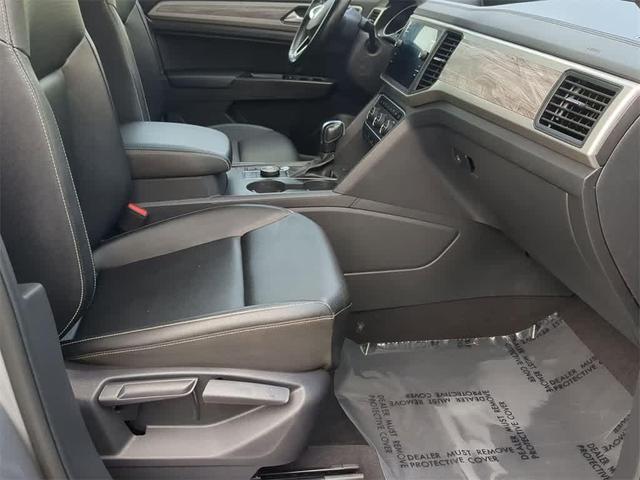 Photo of 2020 Pyrite Silver Metallic Volkswagen Atlas Cross Sport