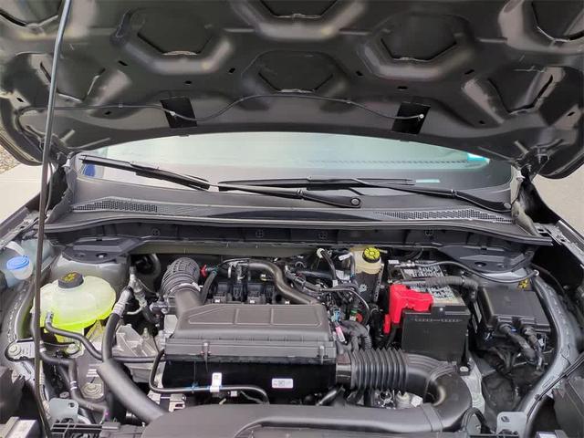 Photo of 2025 Carbonized Gray Metallic Ford Escape