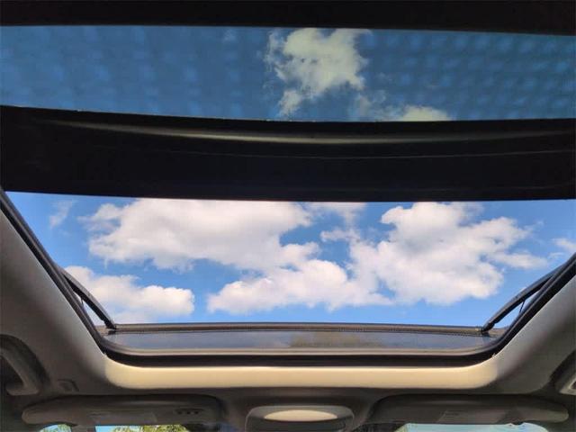 Photo of 2023 Iconic Silver Metallic Ford Edge