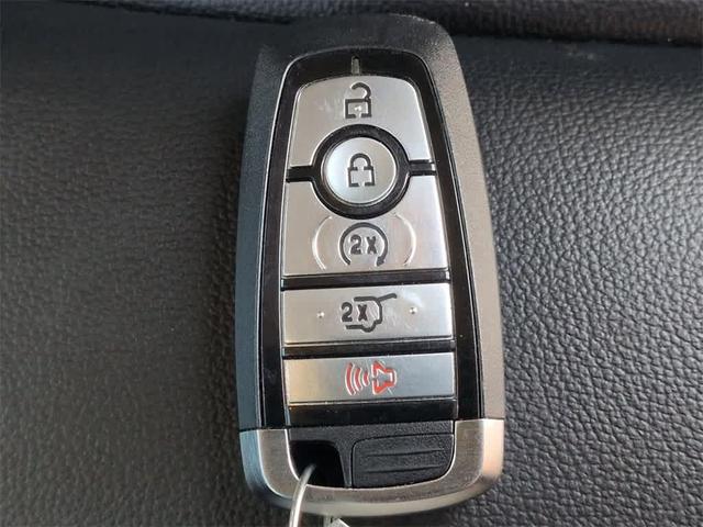 Photo of 2023 Iconic Silver Metallic Ford Edge