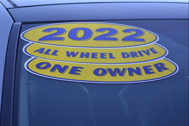 Photo of 2022 Celestial Silver Metallic Toyota Camry