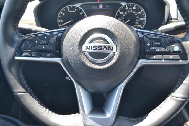 Photo of 2021 Super Black Nissan Altima