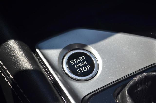 Photo of 2021 Super Black Nissan Altima