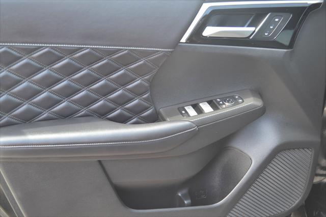 Photo of 2024 Black Diamond Mitsubishi Outlander
