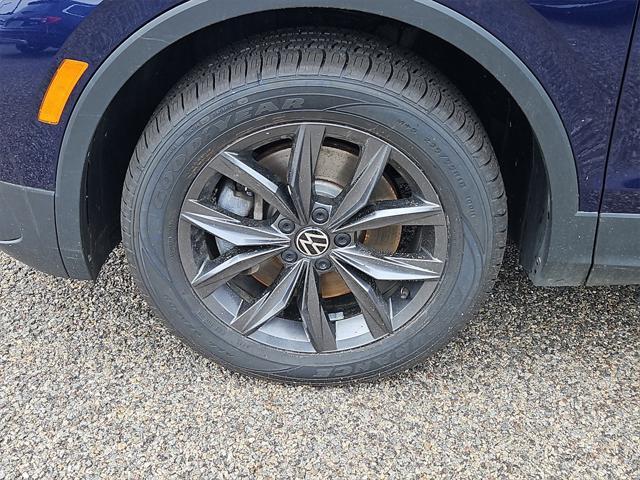 Photo of 2022 Atlantic Blue Metallic Volkswagen Tiguan