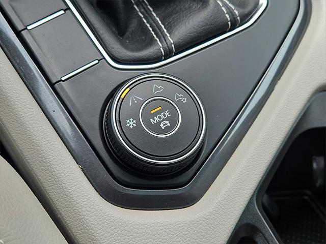 Photo of 2022 Atlantic Blue Metallic Volkswagen Tiguan