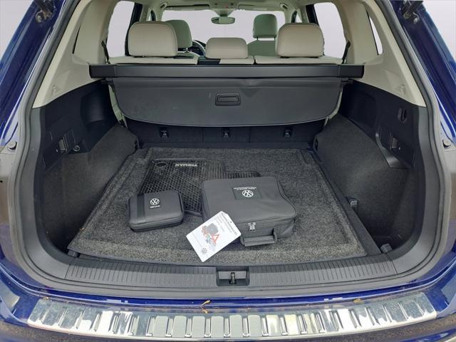 Photo of 2022 Atlantic Blue Metallic Volkswagen Tiguan