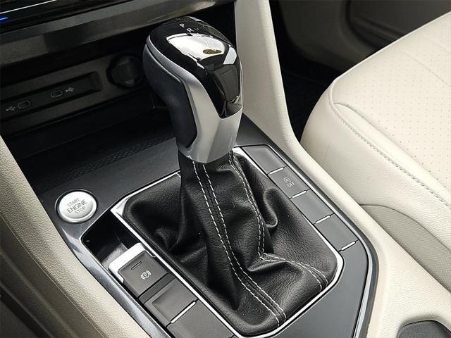 Photo of 2022 Atlantic Blue Metallic Volkswagen Tiguan