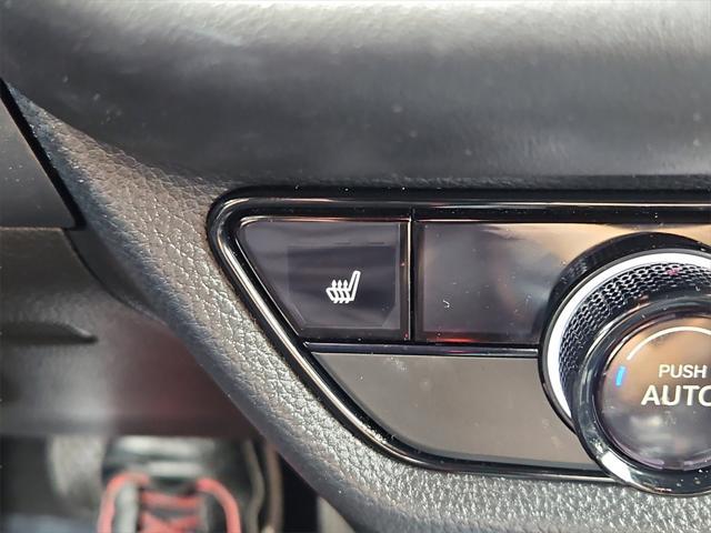 Photo of 2023 Platinum White Pearl Honda HR-V