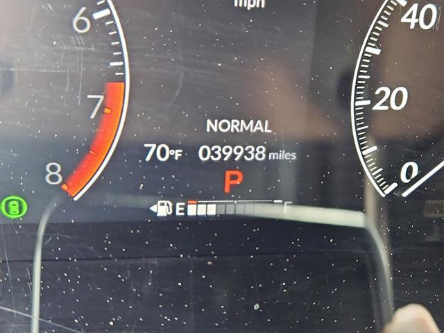 Photo of 2023 Platinum White Pearl Honda HR-V