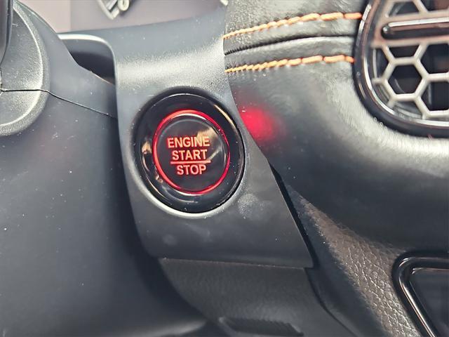 Photo of 2023 Platinum White Pearl Honda HR-V