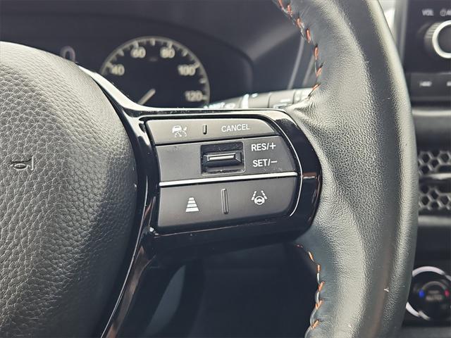 Photo of 2023 Platinum White Pearl Honda HR-V