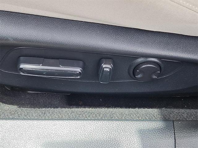 Photo of 2023 Canyon River Blue Metallic Honda Accord