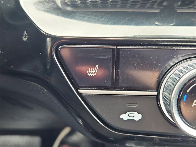 Photo of 2024 Platinum Honda Civic