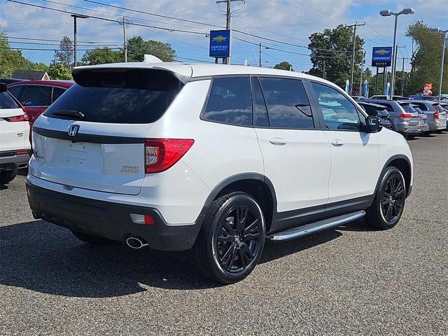 Photo of 2021 Platinum White Pearl Honda Passport