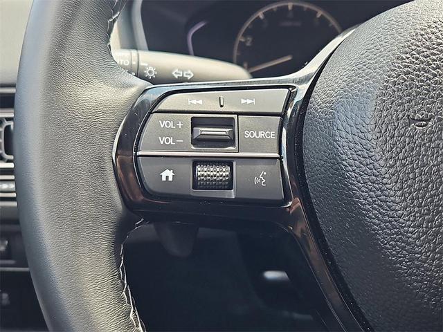 Photo of 2025 Platinum Honda Civic