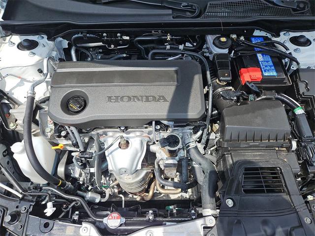 Photo of 2025 Platinum Honda Civic