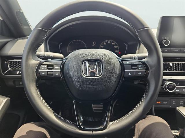 Photo of 2025 Platinum Honda Civic