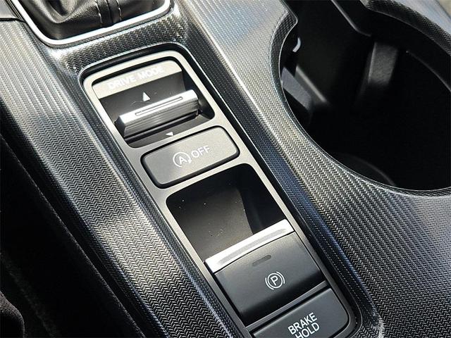 Photo of 2025 Platinum Honda Civic