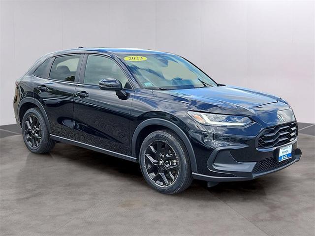 Photo of 2023 Crystal Black Pearl Honda HR-V
