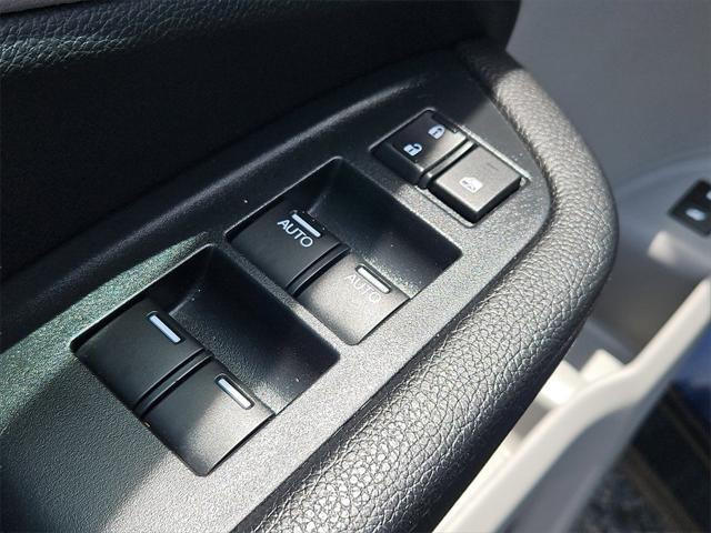 Photo of 2022 Crystal Black Pearl Honda Pilot