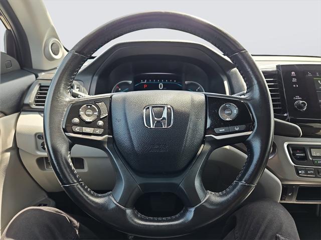 Photo of 2022 Crystal Black Pearl Honda Pilot