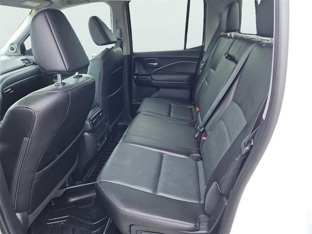 Photo of 2025 Platinum White Pearl Honda Ridgeline