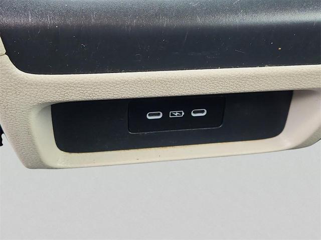 Photo of 2025 Gray Honda Odyssey