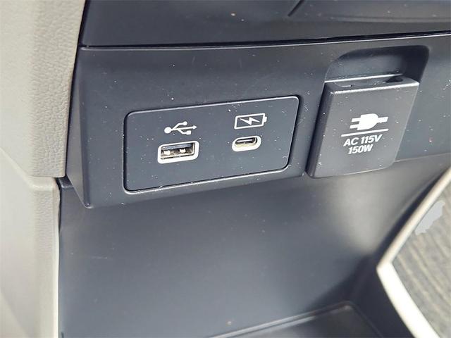 Photo of 2025 Gray Honda Odyssey