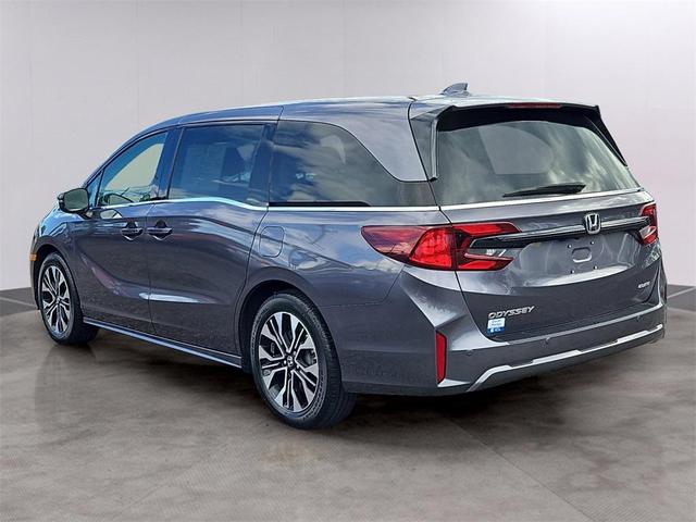 Photo of 2025 Gray Honda Odyssey