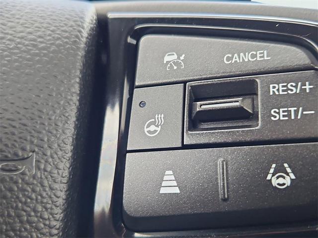 Photo of 2025 Gray Honda Odyssey