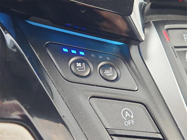 Photo of 2025 Gray Honda Odyssey