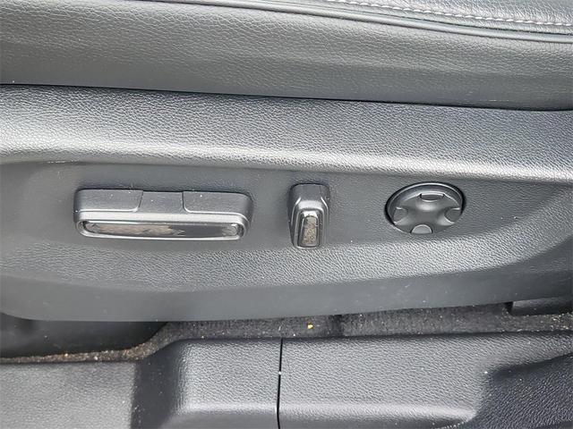 Photo of 2025 Gray Honda Odyssey