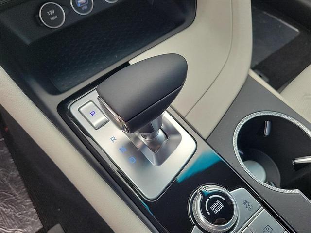 Photo of 2025 Silver Genesis G70