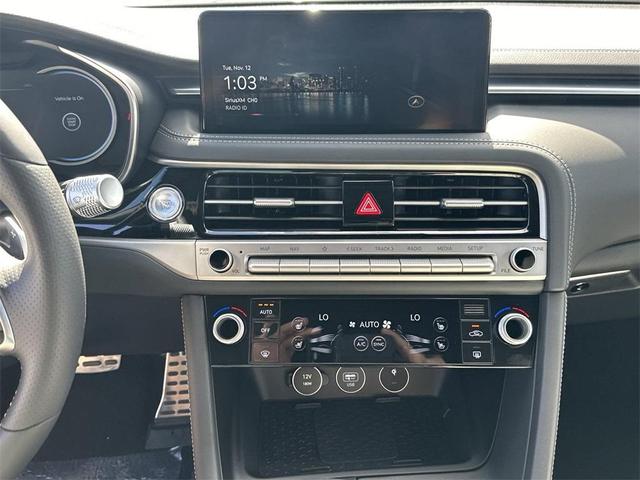 Photo of 2025 Vik Black Genesis G70