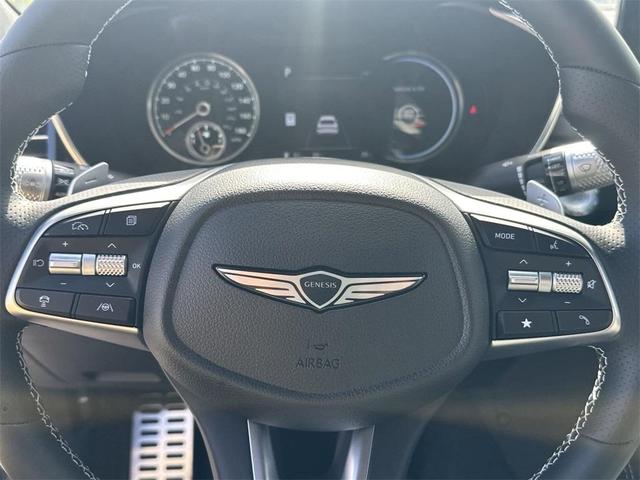 Photo of 2025 Vik Black Genesis G70