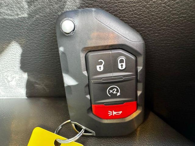 Photo of 2025 Anvil Clearcoat Jeep Wrangler