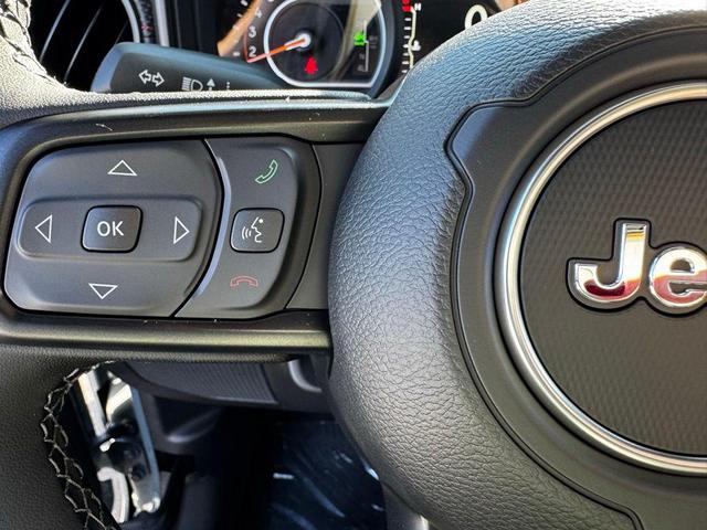 Photo of 2025 Anvil Clearcoat Jeep Wrangler