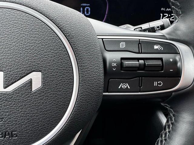 Photo of 2023 Ebony Black Kia Sportage