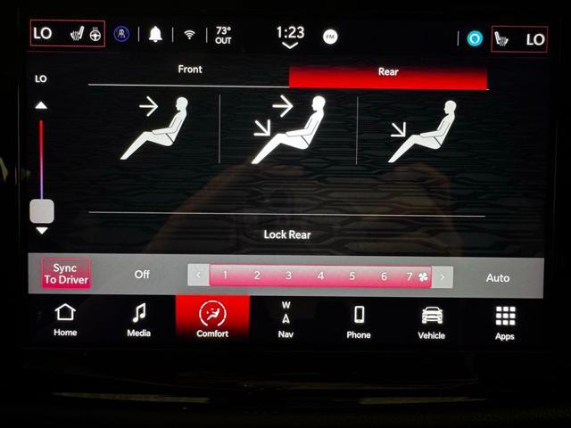 Photo of 2023 DB Black Crystal Clearcoat Dodge Durango